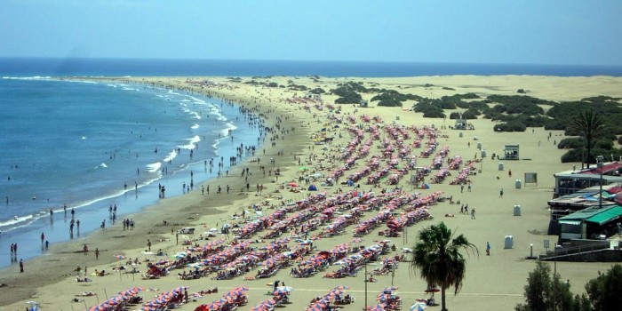 playas-llenas-gran-canaria